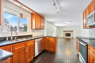 5125 Glenoak Dr NE, Louisville, OH 44641 - Photo 7