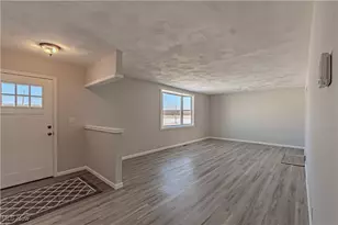 155 Sterling St, Creston, OH 44217 - Photo 5