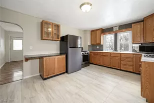 1103 Crestline Dr, Akron, OH 44312 - Photo 9