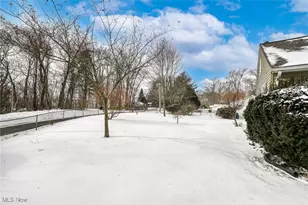 1103 Crestline Dr, Akron, OH 44312 - Photo 29