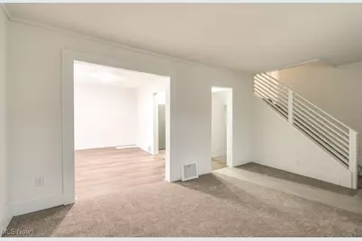 1122 Sawyer Avenue, Akron, OH 44310 - Photo 3