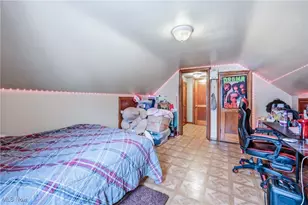 1946 Connecticut Ave, Youngstown, OH 44509 - Photo 21