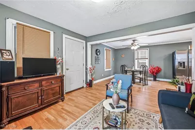 1946 Connecticut Avenue, Youngstown, OH 44509 - Photo 3