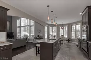 12430 Willshire Ln, Chardon, OH 44024 - Photo 9