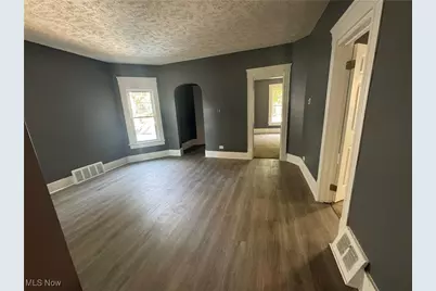 2048 W 95th Street, Loveland, OH 44102 - Photo 7