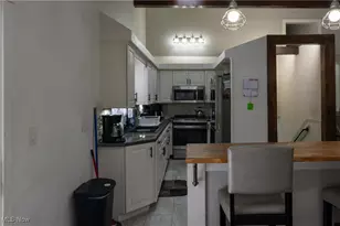 427 Catalina Dr, New Franklin, OH 44319 - Photo 7