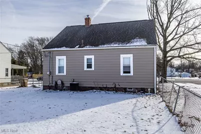 33 Pierce Avenue, Cuyahoga Falls, OH 44221 - Photo 7