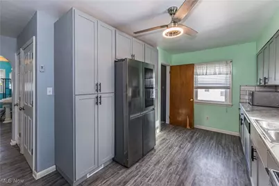 33 Pierce Avenue, Cuyahoga Falls, OH 44221 - Photo 17