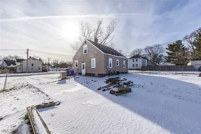 33 Pierce Avenue, Cuyahoga Falls, OH 44221 - Photo 39