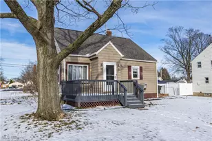 33 Pierce Ave, Cuyahoga Falls, OH 44221 - Photo 3