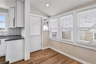 921 Homewood Ave, Salem, OH 44460 - Photo 9