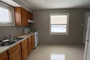 1917-1921 Lancaster St, Cuyahoga Falls, OH 44221 - Photo 7