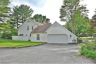 4389 Devonshire Drive, Youngstown, OH 44512 - Photo 3