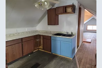 1263 W Waterloo Road, Akron, OH 44314 - Photo 15