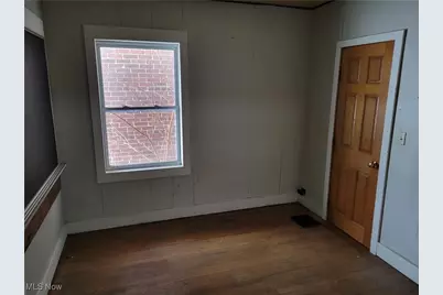 1263 W Waterloo Road, Akron, OH 44314 - Photo 9