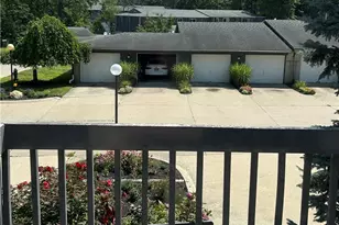 6231 Hidden Creek Dr, Lorain, OH 44053 - Photo 17