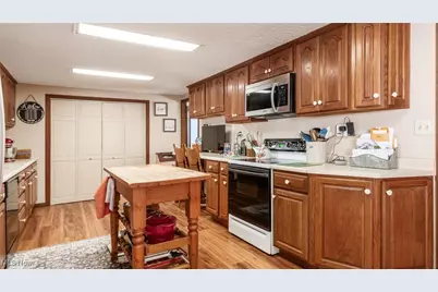 580 Morgan Road, Zanesville, OH 43701 - Photo 9