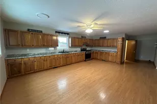 45580 Summit Ave, Caldwell, OH 43724 - Photo 5