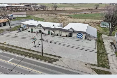 504 Dover Road NE, Sugarcreek, OH 44681 - Photo 1