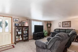 606 Main St, Duncan Falls, OH 43734 - Photo 5