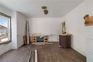 2910 Caroline Ave, Lorain, OH 44055 - Photo 9