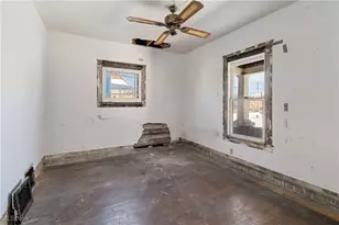 2910 Caroline Ave, Lorain, OH 44055 - Photo 7