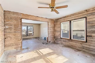2910 Caroline Avenue, Lorain, OH 44055 - Photo 17