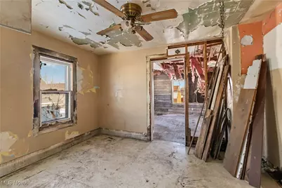 2910 Caroline Avenue, Lorain, OH 44055 - Photo 15