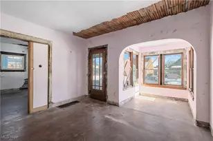 2910 Caroline Ave, Lorain, OH 44055 - Photo 5