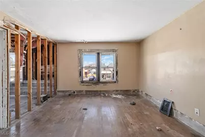 2910 Caroline Avenue, Lorain, OH 44055 - Photo 19