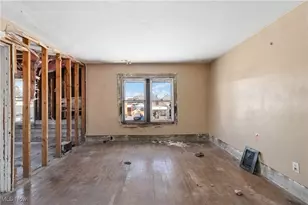 2910 Caroline Ave, Lorain, OH 44055 - Photo 19