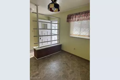 288 Skyview Drive, Weirton, WV 26062 - Photo 11