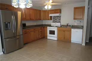 5930 Lake Road W, Ashtabula, OH 44004 - Photo 5