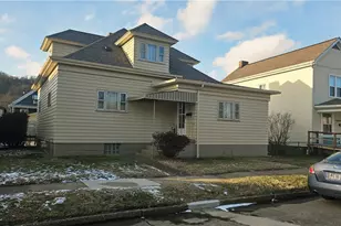 204 Grandview Ave, Tiltonsville, OH 43963 - Photo 3