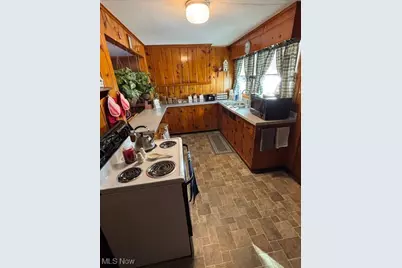 2747 Barclay Messerly Road, Worthington, OH 44470 - Photo 29