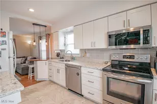 2370 Schubert St, Cuyahoga Falls, OH 44221 - Photo 9