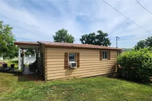 315 Euclid Ave, Jewett, OH 43986 - Photo 3