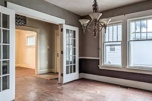 911 Ridge Rd NW, Canton, OH 44703 - Photo 9