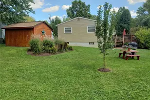 1378 Cayuga Ave, Akron, OH 44312 - Photo 3