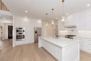 29549 N Hilltop Rd, Orange, OH 44022 - Photo 23