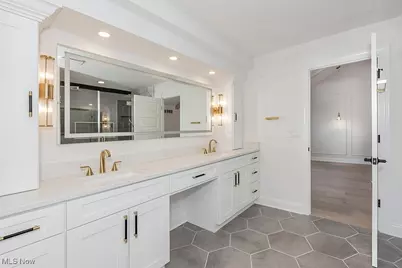 29549 N Hilltop Road, Orange, OH 44022 - Photo 39