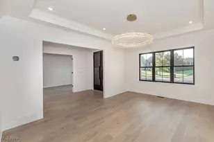 29549 N Hilltop Rd, Orange, OH 44022 - Photo 9