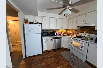 2440 Noble Road #204, Cleveland Heights, OH 44121 - Photo 3