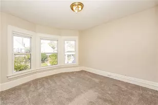 2091 W 100th St, Loveland, OH 44102 - Photo 5