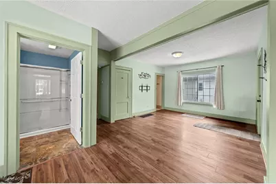 1368 Vane Avenue, Akron, OH 44310 - Photo 5