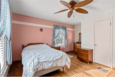 1368 Vane Avenue, Akron, OH 44310 - Photo 17