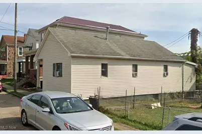 811 Park Street, Martins Ferry, OH 43935 - Photo 3