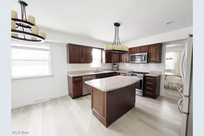 3291 Saint Andrews Drive, Parma, OH 44134 - Photo 7