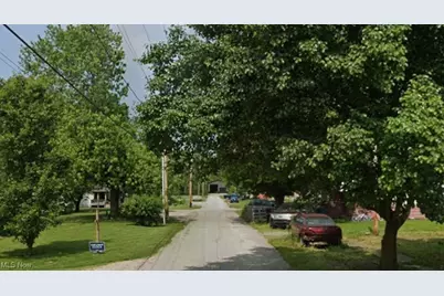 409 Ashton Street, Holloway, OH 43985 - Photo 3