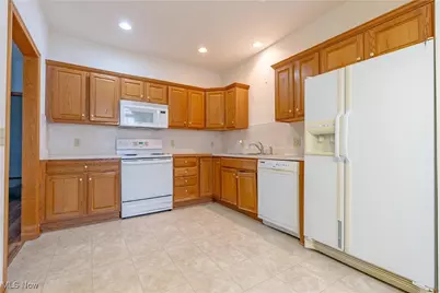 6980 Knight Avenue NW, Canton, OH 44708 - Photo 11